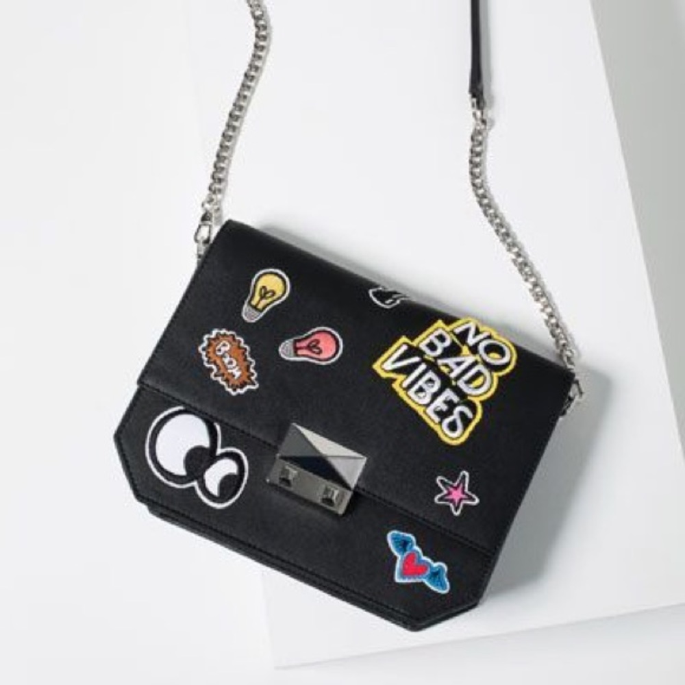 🆕 Zara emoji patch crossbody purse bag